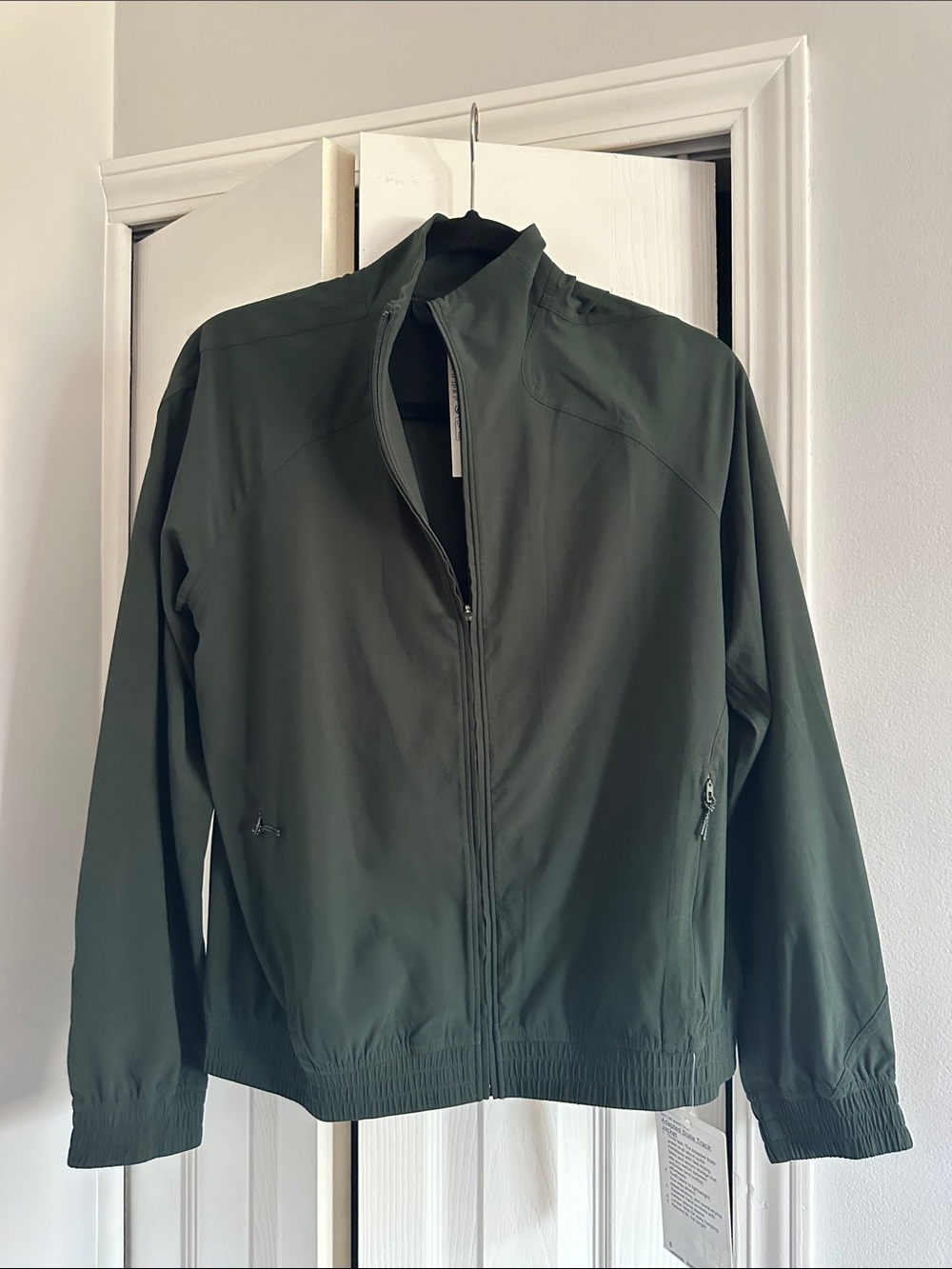 Lululemon adapted state jacket size 6